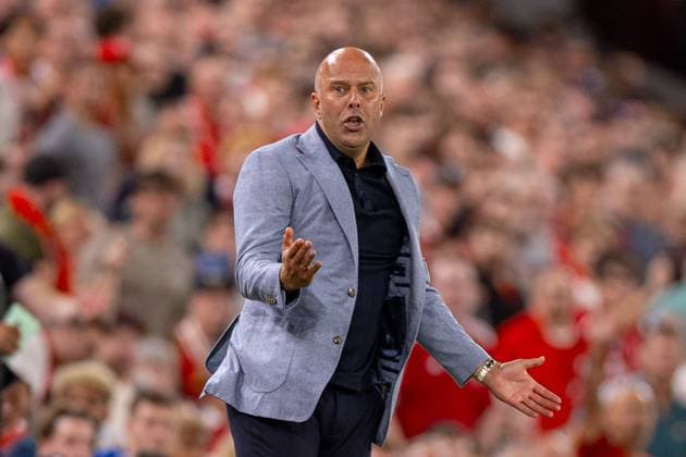 Football - FA Premier League - Liverpool FC v AFC Bournemouth LIVERPOOL, ENGLAND - Friday, August 15, 2025: Liverpool s head coach Arne Slot during the FA Premier League match between Liverpool FC and AFC Bournemouth at Anfield. (Photo by David Rawcliffe Propaganda) LIVERPOOL Anfield MERSEYSIDE ENGLAND  Copyright: xDavidxRawcliffex P2025-08-15-Liverpool_Bournemouth-108