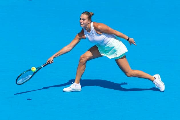 August 15, 2025, Mason, Ohio, USA: Mason, Ohio; Cincinnati Open Tennis Tournament - 2025 08 14 - Aryna Sabalenka plays a ball against opponent Elena Rybakina. - ZUMAPress Mason USA - ZUMAn24_ 20250815_zaf_n24_179 Copyright: xWallyxNellx