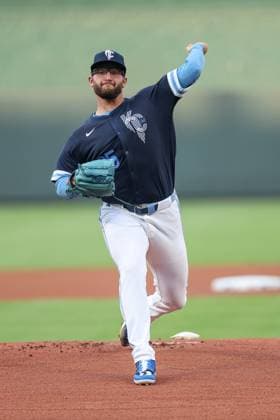 August 15, 2025: Kansas City Royals starting pitcher Noah Cameron (65) warms up before the first inning against the Chicago White Sox at Kauffman Stadium in Kansas City, MO. CSM Kansas City United States of America - ZUMAc04_ 20250815_zma_c04_119 Copyright: xDavidxSmithx