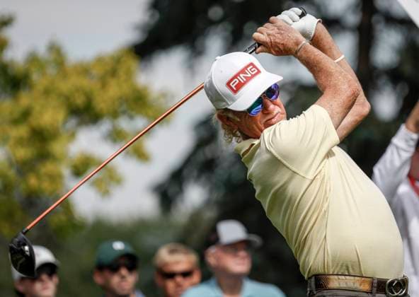 August 15, 2025, Calgary, Ab, CANADA: Spain s Miguel Angel Jimenez hits a tee shot on the eighth hole during the PGA, Golf Herren Tour Champions golf event in Calgary, Alta., Friday, Aug. 15, 2025. Miguel Angel Jimenez  - ZUMAc35_ 20250815_zaf_c35_165 Copyright: xJeffxMcintoshx