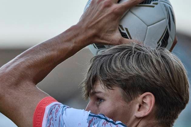 Regionalliga Bayern, SpVgg Unterhaching vs FC Bayern München II, München FC Bayern, München FC Bayern II (Amateure), Unterhaching SpVgg, 2025-08-15 in München-Unterhaching (uhlsportPARK Unterhaching) DALPIAZ Magnus (FC Bayern München II FCBII02 Rechter Verteidiger) sportworld München-Unterhaching uhlsportPARK Unterhaching Bayern Deutschland