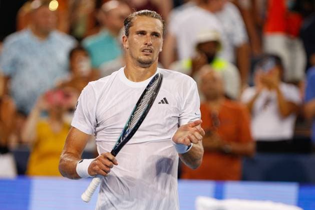 CINCINNATI, OH - AUGUST 15: Alexander Zverev of Germany reacts after the quarterfinal round of the Cincinnati Open at the Lindner Family Tennis Center on August 15, 2025 in Mason, OH. (Photo by Ian Johnson Icon Sportswire) TENNIS: AUG 15 Cincinnati Open EDITORIAL USE ONLY Icon250815017