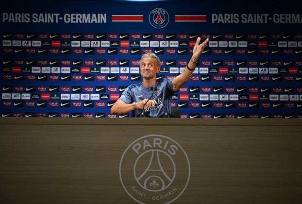 Luis Enrique speaks during a press conference, PK, Pressekonferenz at the PSG Campus in Poissy POISSY, FRANCE - AUGUST 16: Luis Enrique, head coach of Paris Saint-Germain (PSG), speaks during a press conference ahead of the 2025–2026 French Ligue 1 season, at the PSG Campus in Poissy, west of Paris, France on August 16, 2025. Mustafa Yalcin Anadolu Poissy France. Editorial use only. Please get in touch for any other usage.  Copyright: x2025xAnadoluxMustafaxYalcinx