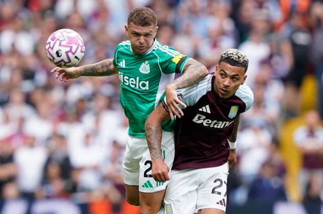 Birmingham, England, 16th August 2025. Kieran Trippier of Newcastle United (L) wins a header from Morgan Rogers of Aston Villa during the Aston Villa vs Newcastle United Premier League match at Villa Park, Birmingham. Picture credit should read: Andrew Yates Sportimage EDITORIAL USE ONLY. No use with unauthorised audio, video, data, fixture lists, club league logos or live services. Online in-match use limited to 120 images, no video emulation. No use in betting, games or single club league player publications. SPI_015_AY_VILLA_NEWC SPI-4068-0015