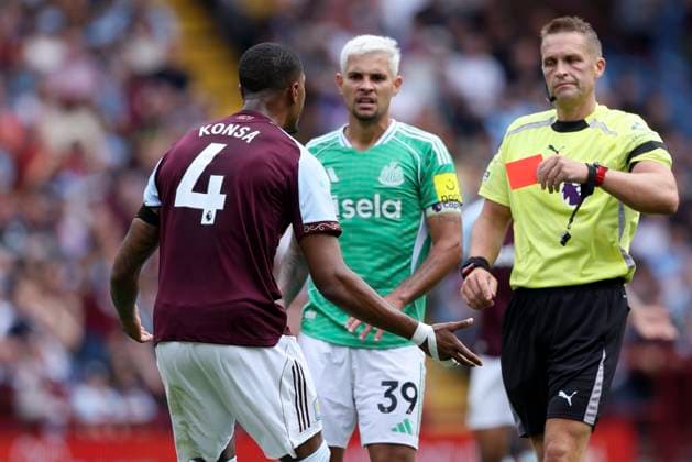 Aston Villa v Newcastle United - Premier League Ezri Konsa of Aston Villa is shown a Red card and sent of by referee Craig Pawson during the Premier League match between Aston Villa and Newcastle United at Villa Park on August 16, 2025 in Birmingham, England. Birmingham Villa Park England United Kingdom Copyright: xNealxSimpson Sportsphoto APLx 14132849
