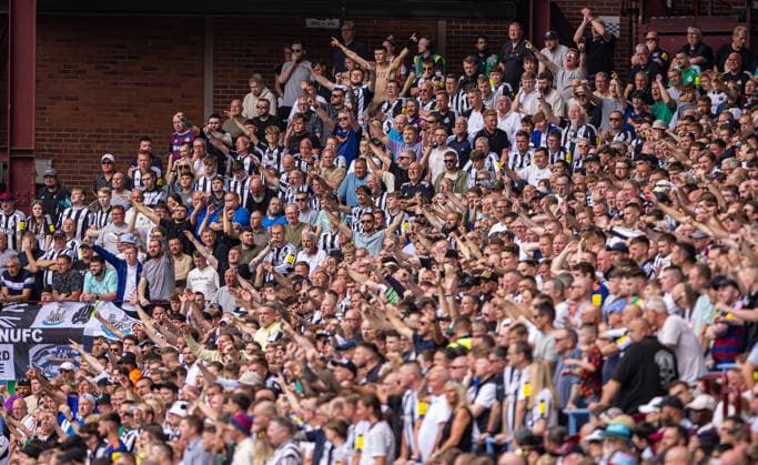 BIRMINGHAM, ENGLAND - Saturday, August 16, 2025: Newcastle United supporters during the FA Premier League match between Aston Villa FC and Newcastle United FC at Villa Park. (Photo by David Rawcliffe Propaganda) Birmingham England United Kingdom  Copyright: xx P2025-08-16-Aston_Villa_Newcastle-36