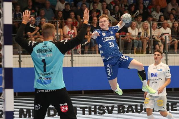 16.08.2025, xgox,Handball - Wartburg Cup Skanderborg Handbold - TBV Lemgo-Lippe emspor, v.l. Jarnes Faust (Lemgo, 35) wirft Tor, Torschuetze, erzielt Tor, Treffer, scores the goal Eisenach