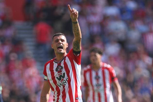 Sunderland v West Ham United - Premier League Granit Xhaka of Sunderland pointing during the Premier League match between Sunderland and West Ham United at Stadium of Light on August 16, 2025 in Sunderland, England. Sunderland Stadium of Light England United Kingdom Copyright: xEdxSykes Sportsphoto APLx 14132886
