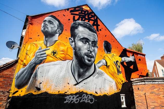 Wolverhampton Wanderers v Manchester City Premier League 16 08 2025. Diogo Jota mural outside Molineux before the Premier League match between Wolverhampton Wanderers and Manchester City at Molineux, Wolverhampton, England on 16 August 2025. Wolverhampton Molineux West Midlands England Editorial use only DataCo restrictions apply See www.football-dataco.com , Copyright: xManjitxNarotrax PSI-22617-0002