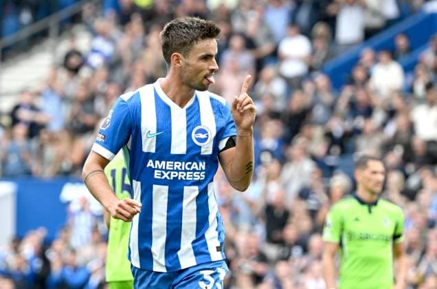 Matt O Riley of Brighton celebrates after he scores the opener from the penalty spot during the Premier League match between Brighton and Hove Albion and Fulham at the American Express Stadium, Brighton UK - 16th August 2025 Brighton v Fulham Premier League Football, Amex Stadium, Sussex, United Kingdom - 16 Aug 2025Brighton Amex Stadium Sussex United Kingdom Editorial use only. No merchandising. For Football images FA and Premier League restrictions apply inc. no internet mobile usage without FAPL license - for details contact Football Dataco  Copyright: xLizxFinlayson Shutterstockx 15443909ac