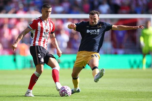 Sunderland v West Ham United - Premier League Granit Xhaka of Sunderland and Andy Irving of West Ham United challenge during the Premier League match between Sunderland and West Ham United at Stadium of Light on August 16, 2025 in Sunderland, England. Sunderland Stadium of Light England United Kingdom Copyright: xEdxSykes Sportsphoto APLx 14132901
