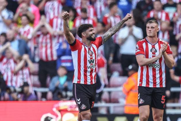 Premier League Sunderland v West Ham United Omar Alderete of Sunderland celebrates the win during the Premier League match Sunderland vs West Ham United at Stadium Of Light, Sunderland, United Kingdom, 16th August 2025 (Photo by Alfie Cosgrove News Images) Sunderland Stadium Of Light Tyne and Wear United Kingdom Copyright: xAlfiexCosgrove NewsxImagesx