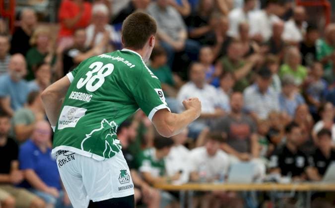 16.08.2025, xfsx, Herren, Handball, Saison 2025 2026, DHB-Pokal, 1. Runde: Woelfe Wuerzburg - TV Grosswalstadt v.li.: Malte Dederding (Woelfe Wuerzburg) jubelt, Einzelbild Rimpar Dreifachsporthalle Bayern Deutschland