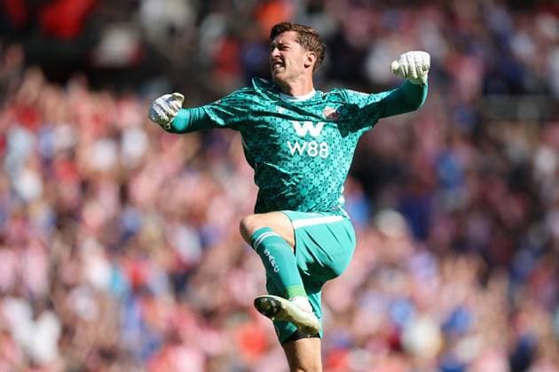 Sunderland v West Ham United 16 August 2025, Sunderland - Premier League Football - Sunderland v West Ham United. Robin Roefs of Sunderland celebrates their first goal to make the score 1-0 (photo by Daniel Chesterton) Sunderland UK Copyright: xDanielxChestertonxOffside