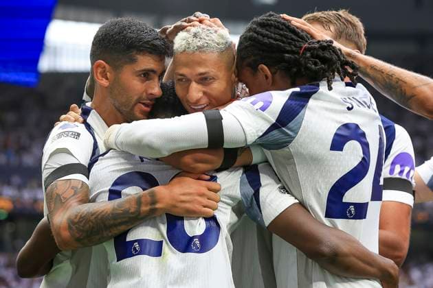 Tottenham Hotspur v Burnley Premier League 16 08 2025. GOAL CELEBRATION Tottenham Hotspur Forward Richarlison (9) makes it 2-0 during the Premier League match between Tottenham Hotspur and Burnley at Tottenham Hotspur Stadium, London, United Kingdom on 16 August 2025. Editorial use only DataCo restrictions apply See www.football-dataco.com , Copyright: xChrisxFoxwellx PSI-22600-0100
