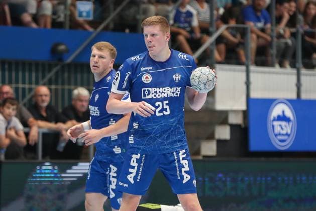 16.08.2025, xgox,Handball - Wartburg Cup Skanderborg Handbold - TBV Lemgo-Lippe emspor, v.l. Niels Gerardus Versteijnen (Lemgo, 25) am Ball, plays the ball Eisenach