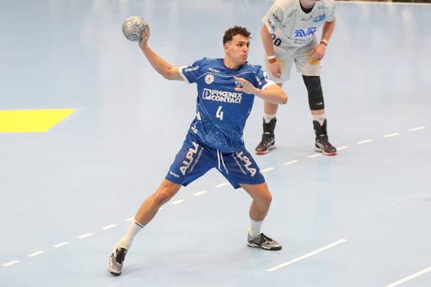 16.08.2025, xgox,Handball - Wartburg Cup Skanderborg Handbold - TBV Lemgo-Lippe emspor, v.l. Samuel Zehnder (Lemgo, 4) beim Siebenmeter Eisenach