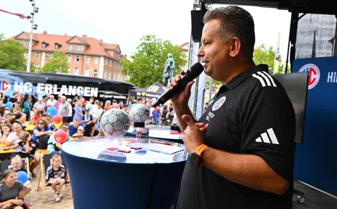 16.08.2025 - Handball - 1. Bundesliga - Saison 2025 2026 - HC Erlangen HCE - Veranstaltung Saisoneröffnung - - xwoxzix - Axel Fischer (Hallensprecher HC Erlangen HCE )