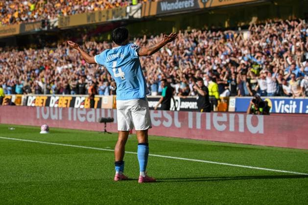 Wolverhampton Wanderers v Manchester City Premier League Tijjani Reijnders of Manchester City celebrates after scoring the second goal during the Premier League match at Molineux, Wolverhampton UK Newspapers OUT Copyright: xKarlxVallantinex FIL-22109-0043