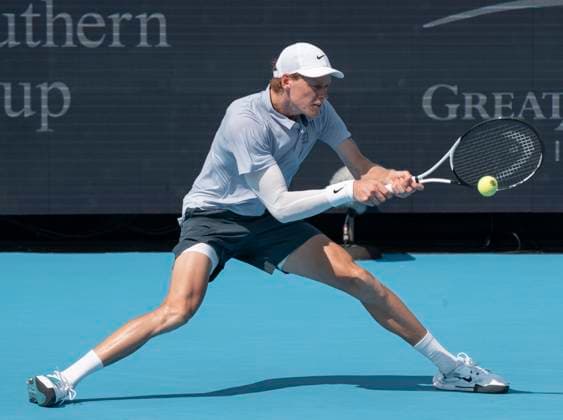 August 16, 2025: Terence Atmane (FRA) loses to Jannik Sinner (ITA) 7-6, 6-2, at the Cincinnati Open being played at Lindner Family Tennis Center in Mason, Ohio, {USA} Ã‚ Tennisclix Cal Media Mason USA - ZUMAc04_ 20250816_zma_c04_059 Copyright: xLesliexBillmanx