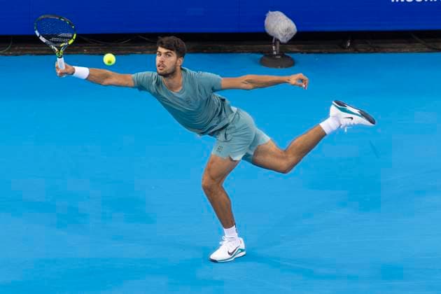 August 16, 2025, Mason, Ohio, USA: Mason, Ohio; Cincinnati Open Tennis Tournament - 2025 08 15 - Carlos Alcaraz plays a ball against opponent Alexander (Sasha) Zverev. - ZUMAPress Mason USA - ZUMAn24_ 20250816_zaf_n24_229 Copyright: xWallyxNellx