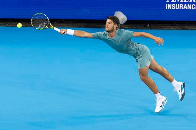 August 16, 2025, Mason, Ohio, USA: Mason, Ohio; Cincinnati Open Tennis Tournament - 2025 08 15 - Carlos Alcaraz plays a ball against opponent Alexander (Sasha) Zverev. - ZUMAPress Mason USA - ZUMAn24_ 20250816_zaf_n24_242 Copyright: xWallyxNellx