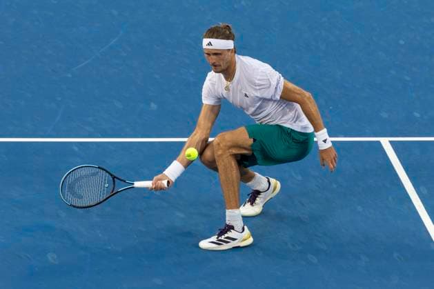 August 16, 2025, Mason, Ohio, USA: Mason, Ohio; Cincinnati Open Tennis Tournament - 2025 08 15 - Alexander (Sasha) Zverev plays a ball against opponent Carlos Alcaraz. - ZUMAPress Mason USA - ZUMAn24_ 20250816_zaf_n24_282 Copyright: xWallyxNellx