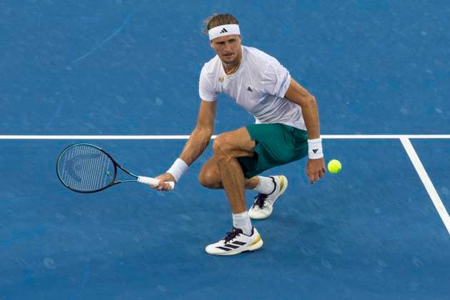 August 16, 2025, Mason, Ohio, USA: Mason, Ohio; Cincinnati Open Tennis Tournament - 2025 08 15 - Alexander (Sasha) Zverev plays a ball against opponent Carlos Alcaraz. - ZUMAPress Mason USA - ZUMAn24_ 20250816_zaf_n24_288 Copyright: xWallyxNellx