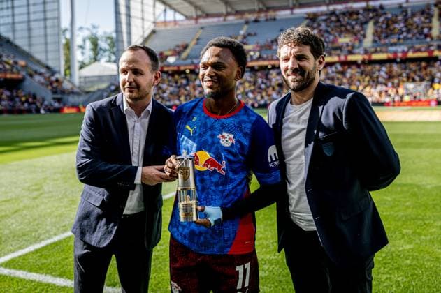 Leipzigs Lois Openda. Fussball Testspiel RC Lens - RB Leipzig. 9. August 2025: Lens (Frankreich). Testspiel RC Lens - RB Leipzig