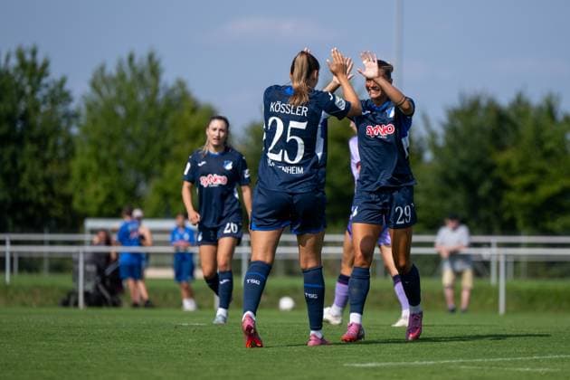 Selina Cerci (TSG Hoffenheim, 29), Melissa Koessler (TSG Hoffenheim, 25) jubeln ueber das Tor zum 4:0, GER, TSG 1899 Hoffenheim vs FC Basel, Fussball Frauen Bundesliga Testspiel, Saison 2025 2026, 16.08.2025 GER, TSG 1899 Hoffenheim vs FC Basel, Fussball Frauen Bundesliga Testspiel, Saison 2025 2026, 16.08.2025 St. Leon Copyright: xEibner-Pressefoto Memmlerx EP_MMR