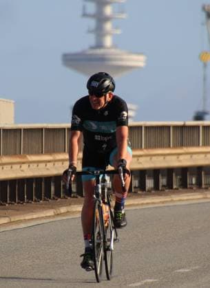 Radrennen ADAC Cyclassics in Hamburg: Teilnehmer auf der Jedermann-Strecke über 110 Kilometer.