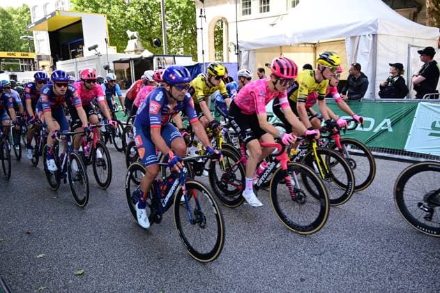 17.08.2025 xkhx Hamburg, Radsport ADAC CYCLASSICS 2025 - Radsportevent - 1. Zieldurchfahrt