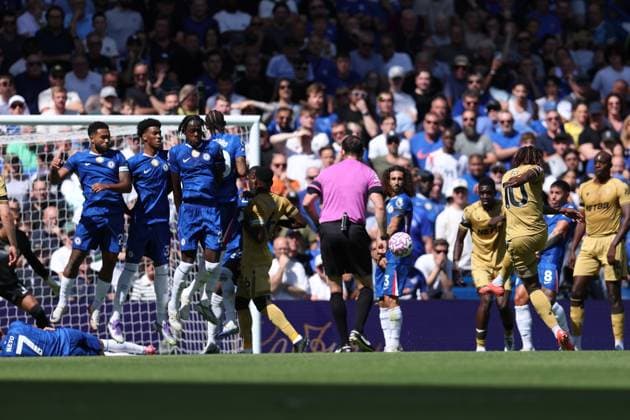 London, England, 17th August 2025. Eberechi Eze of Crystal Palace scores from a free kick but this is disallowed after a VAR check for a foul bt Marc Guehi of Crystal Palace during the Chelsea vs Crystal Palace Premier League match at Stamford Bridge, London. Picture credit should read: Paul Terry Sportimage EDITORIAL USE ONLY. No use with unauthorised audio, video, data, fixture lists, club league logos or live services. Online in-match use limited to 120 images, no video emulation. No use in betting, games or single club league player publications. SPI_023_PT_Chelsea_Crystal_Palace SPI-4073-0024