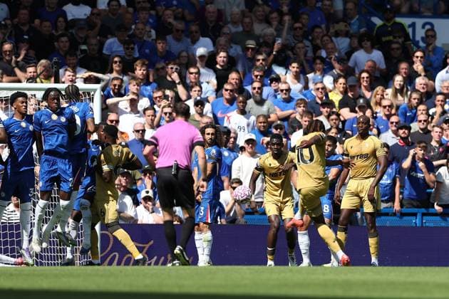 17th August 2025; Stamford Bridge, Chelsea, London, England: Premier League Football, Chelsea versus Crystal Palace; Eberechi Eze of Crystal Palace scores from a direct free kick in the 13th minute before the goal is disallowed after VAR review for Marc Guehi of Crystal Palace being too close to the Chelsea defensive wall  KatiexChan