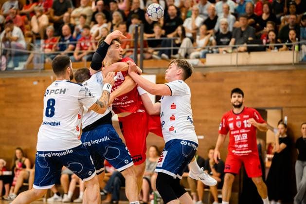 Bietigheim: HBL - 25 26 - DHB-Pokal - SG BBM Bietigheim - VfL Potsdam Fynn Nicolaus (Bietigheim) Bietigheim-Bissingen Halle am Viadukt Baden-Württemberg Deutschland