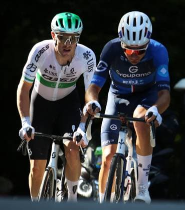 Radrennen ADAC Cyclassics in Hamburg: Der Ire Rory Townsend (l.) am Waseberg.