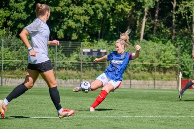 17.08.2025, Fußball, Frauen, Damen, DFB-Pokal Play-Offs, Saison 2025 2026, Holstein Women, Holstein Kiel - SV Meppen Kapitänin Sarah Begunk (Kiel) Kiel, Citti Fussball Park - Proj Holstein-Stadion Schleswig-Holstein Deutschland
