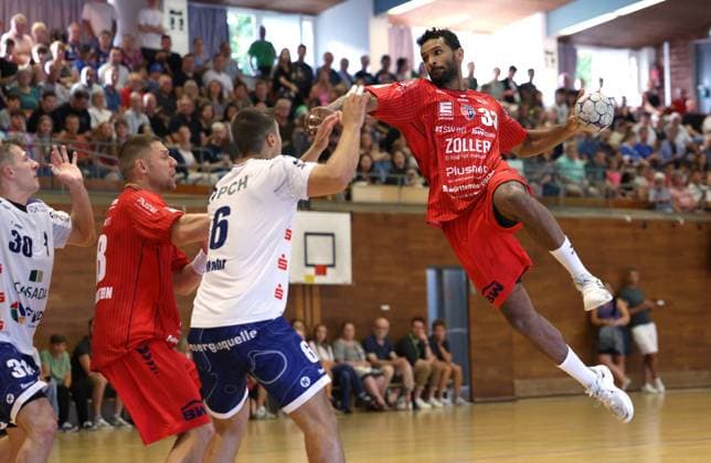 BAU 17.08.2025 Bietigheim Handball DHB Pokal SG BBM Bietigheim vs. VfL Potsdam, Djibril M Bengue (BBM, rechts)