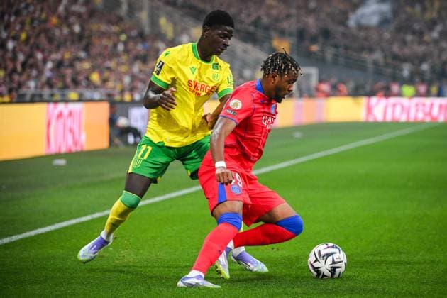 August 17, 2025, Nantes, France, France: Herba GUIRASSY of Nantes and Ibrahim MBAYE of PSG during the Ligue 1 match between FC Nantes and Paris Saint-Germain (PSG) at La Beaujoire Stadium on August 17, 2025 in Nantes, France. Nantes France - ZUMAm308 20250817_zsp_m308_001 Copyright: xMatthieuxMirvillex