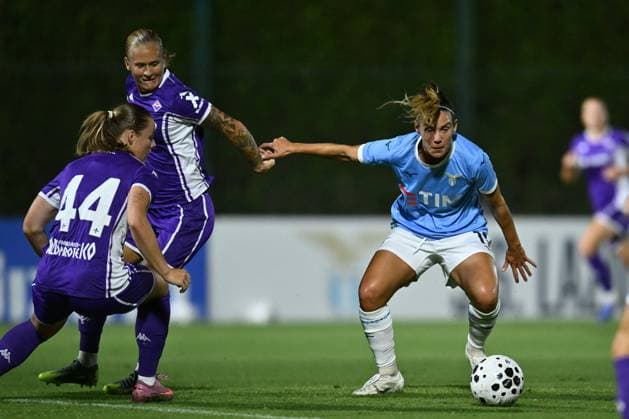 SS Lazio Women v Fiorentina FC Women - Pre-season Friendly Filippa Curmark of A.C.F. Fiorentina and Clarisse Le Bihan of S.S. Lazio are in action during the friendly match between S.S. Lazio Women and A.C.F. Fiorentina Femminile at the Mirko Fersini Stadium in Formello, Italy, on August 17, 2025. Formello Italy Italy  Copyright: xDomenicoxCippitellix originalFilename:cippitelli-sslazioa250817_npt11.jpg