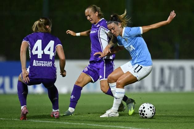 SS Lazio Women v Fiorentina FC Women - Pre-season Friendly Filippa Curmark of A.C.F. Fiorentina and Clarisse Le Bihan of S.S. Lazio are in action during the friendly match between S.S. Lazio Women and A.C.F. Fiorentina Femminile at the Mirko Fersini Stadium in Formello, Italy, on August 17, 2025. Formello Italy Italy  Copyright: xDomenicoxCippitellix originalFilename:cippitelli-sslazioa250817_nphJH.jpg