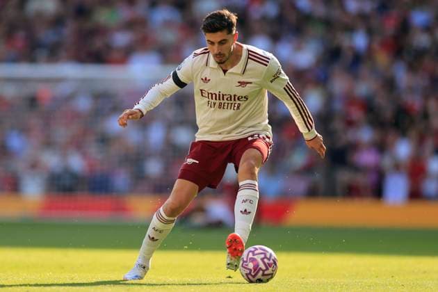 Manchester United, ManU v Arsenal Premier League 17 08 2025. Kai Havertz (29) of Arsenal controls the ball during the Premier League match between Manchester United and Arsenal at Old Trafford, Manchester, England on 17 August 2025. Manchester Old Trafford Greater Manchester England Editorial use only DataCo restrictions apply See www.football-dataco.com , Copyright: xConorxMolloyx PSI-22618-0106