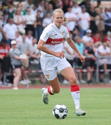 Stuttgart , DFB Pokal Frauen VfB Stuttgart vs. 1. FSV Mainz 05 , Maximiliane Rall ( VfB )