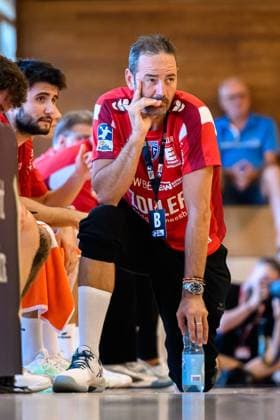 Bietigheim: HBL - 25 26 - DHB-Pokal - SG BBM Bietigheim - VfL Potsdam Trainer Iker Romero (Bietigheim) Bietigheim-Bissingen Halle am Viadukt Baden-Württemberg Deutschland