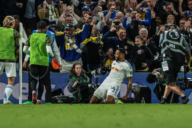 Premier League Leeds United v Everton Lukas Nmecha of Leeds United celebrates his goal to make it 1-0 during the Premier League match Leeds United vs Everton at Elland Road, Leeds, United Kingdom, 18th August 2025 (Photo by Mark Cosgrove News Images) Leeds Elland Road West Yorkshire United Kingdom Copyright: xMarkxCosgrove NewsxImagesx