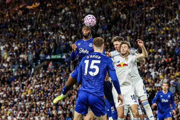 Premier League Leeds United v Everton Beto of Everton heads on goal during the Premier League match Leeds United vs Everton at Elland Road, Leeds, United Kingdom, 18th August 2025 (Photo by Mark Cosgrove News Images) Leeds Elland Road West Yorkshire United Kingdom Copyright: xMarkxCosgrove NewsxImagesx
