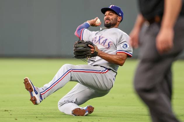 August 18, 2025: Texas Rangers second baseman Marcus Semien (2) throws to first during the fourth inning of a baseball game against the Kansas City Royals at Kauffman Stadium in Kansas City, MO. CSM Kansas City United States of America - ZUMAc04_ 20250818_zma_c04_021 Copyright: xDavidxSmithx