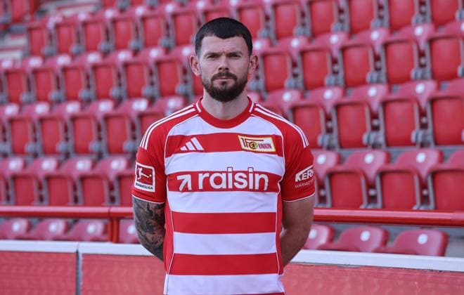 Oliver Burke ; 1.FC Union Berlin FCU Fußball 1.BL Bundesliga Porträttermin Saison 2025 2026 Headshot, Porträt, Portrait, Vorstellung, Präsentation, Pressetermin, GER 19.08.25