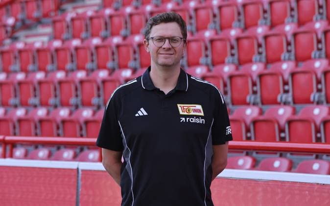 Adrian Wittmann Analyst ; 1.FC Union Berlin FCU Fußball 1.BL Bundesliga Porträttermin Saison 2025 2026 Headshot, Porträt, Portrait, Vorstellung, Präsentation, Pressetermin, GER 19.08.25