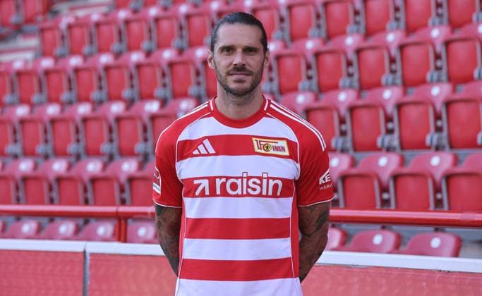Christopher Trimmel; 1.FC Union Berlin FCU Fußball 1.BL Bundesliga Porträttermin Saison 2025 2026 Headshot, Porträt, Portrait, Vorstellung, Präsentation, Pressetermin, GER 19.08.25